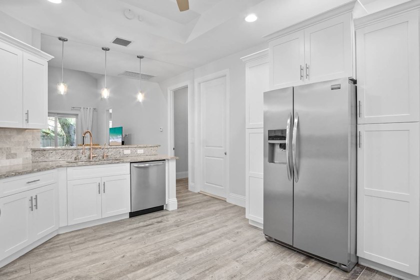 Welcome to 965 SW Flora Belle Lane. a beautiful Key West style - photo 12
