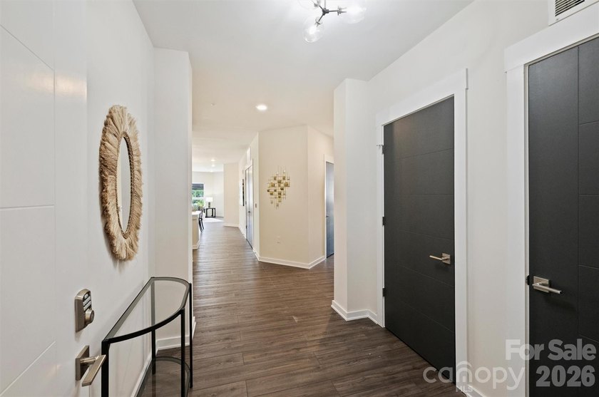 Experience elevated urban living in one of the Arts District's - photo 3
