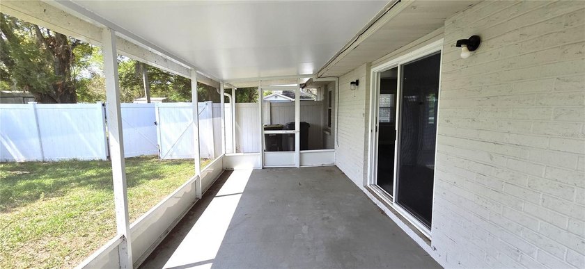 Under contract-accepting backup offers. MULTIPLE OFFERS RECEIVED - photo 31