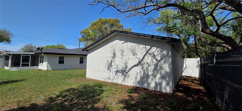Under contract-accepting backup offers. MULTIPLE OFFERS RECEIVED - photo 35