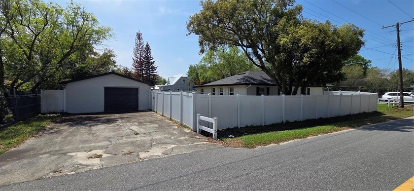 Under contract-accepting backup offers. MULTIPLE OFFERS RECEIVED - photo 43