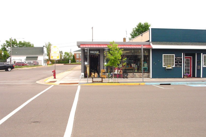 VERY SOLID, WELL CARED FOR BUILDING in downtown Ladysmith! - photo 2