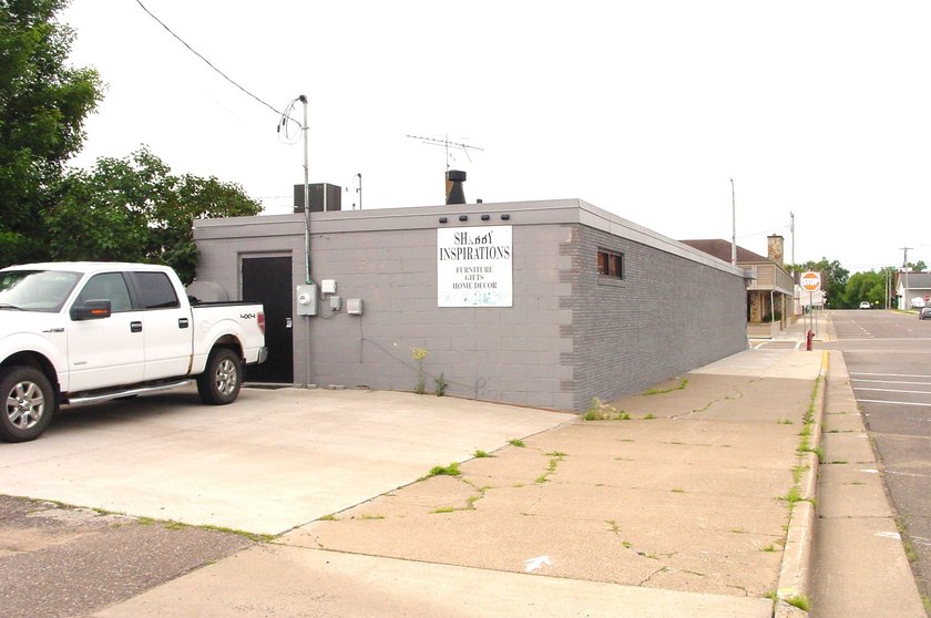 VERY SOLID, WELL CARED FOR BUILDING in downtown Ladysmith! - photo 3