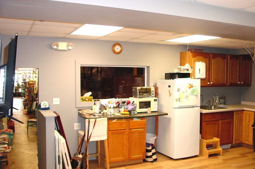 VERY SOLID, WELL CARED FOR BUILDING in downtown Ladysmith! - photo 10