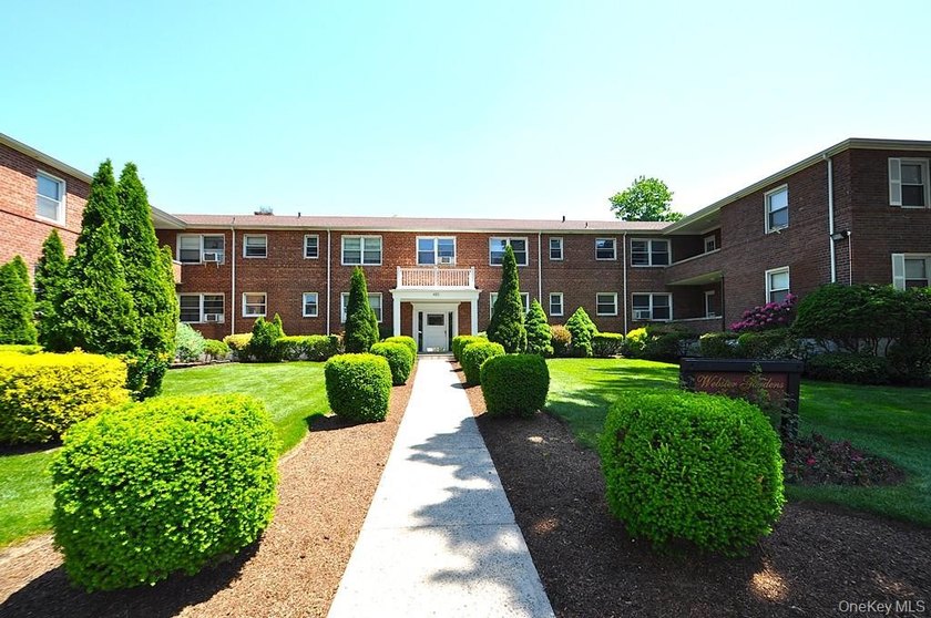 Tucked away in the peaceful and picturesque setting of Webster - photo 2