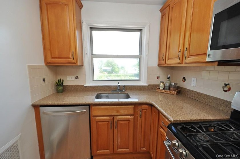 Tucked away in the peaceful and picturesque setting of Webster - photo 10