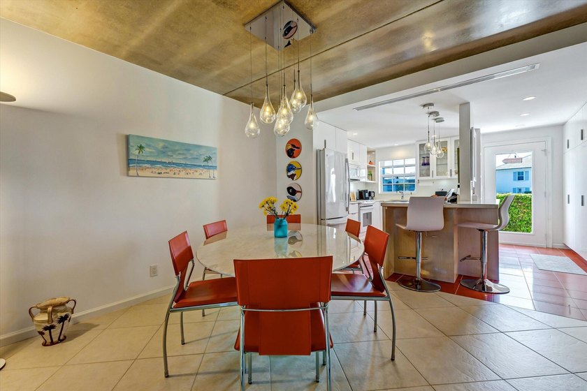 Welcome to paradise on Singer Island, where coastal luxury meets - photo 6