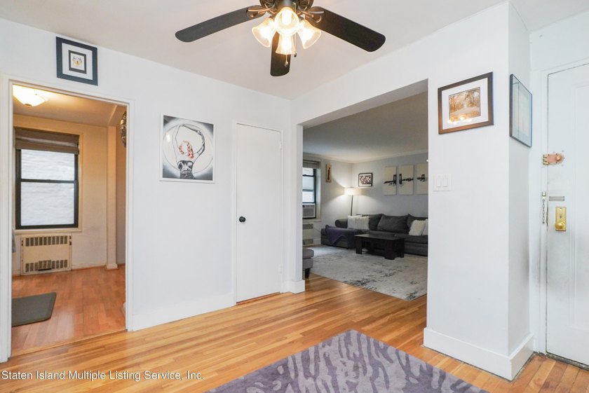 Welcome to your new home! Nestled on the 2nd floor of a - photo 4