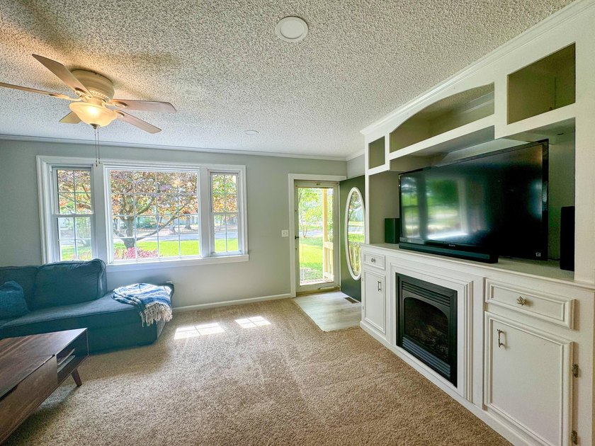 ** Back on market due to circumstances unrelated to the seller - photo 10