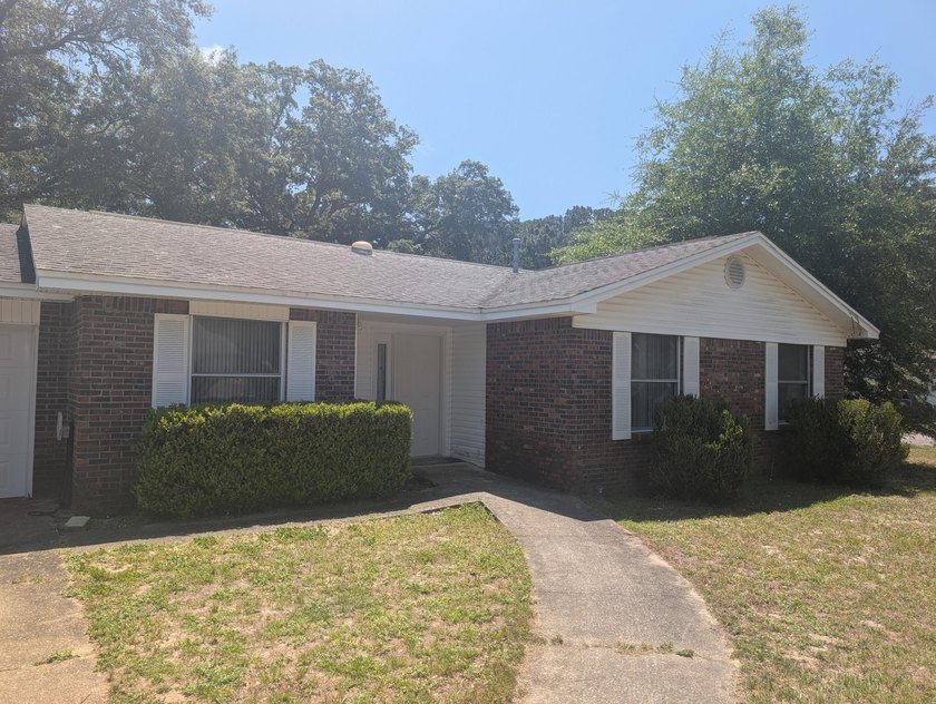 NO HOA!!! This property sits on a spacious corner lot with - photo 4