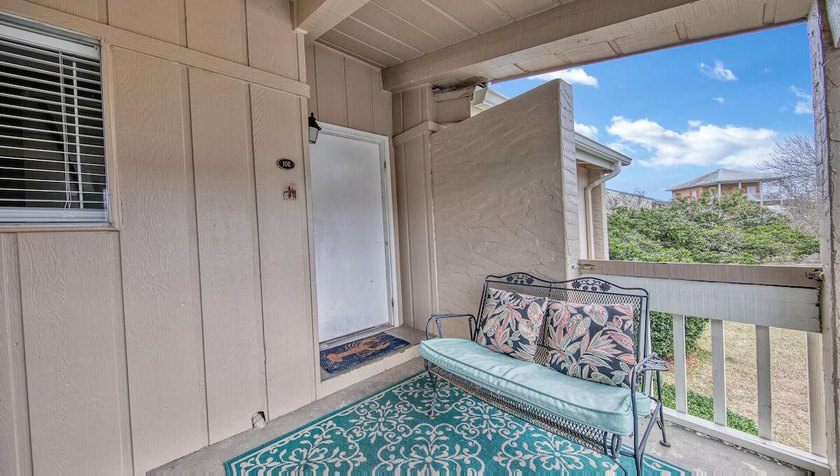 Rare opportunity to own a spacious 3-bedroom, 2-bath with two - photo 4