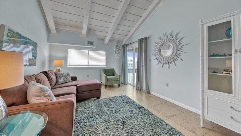 Rare opportunity to own a spacious 3-bedroom, 2-bath with two - photo 6
