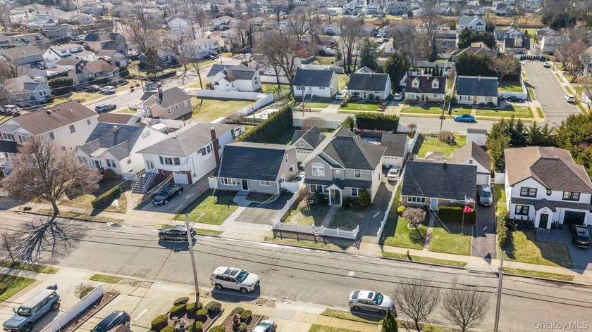 Welcome to 732 Sunrise Avenue, a thoughtfully designed home that - photo 49