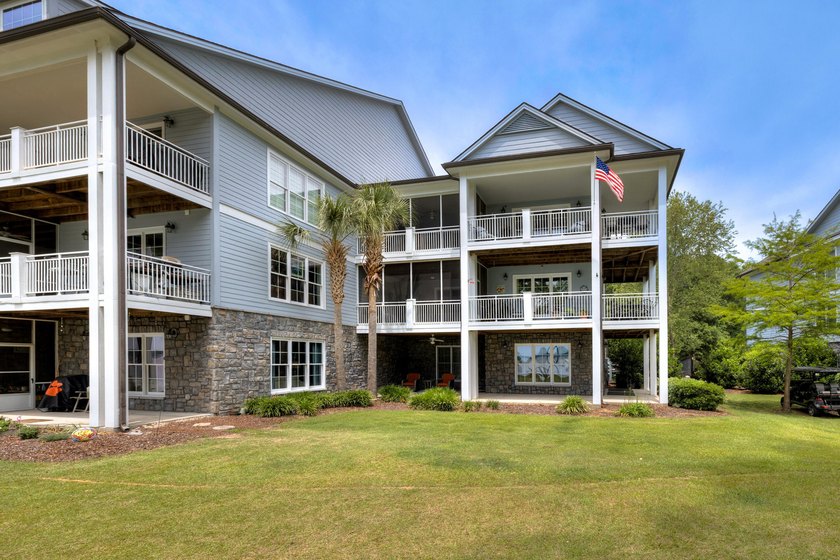 Ground floor corner unit with spectacular views of Lake Marion - photo 2