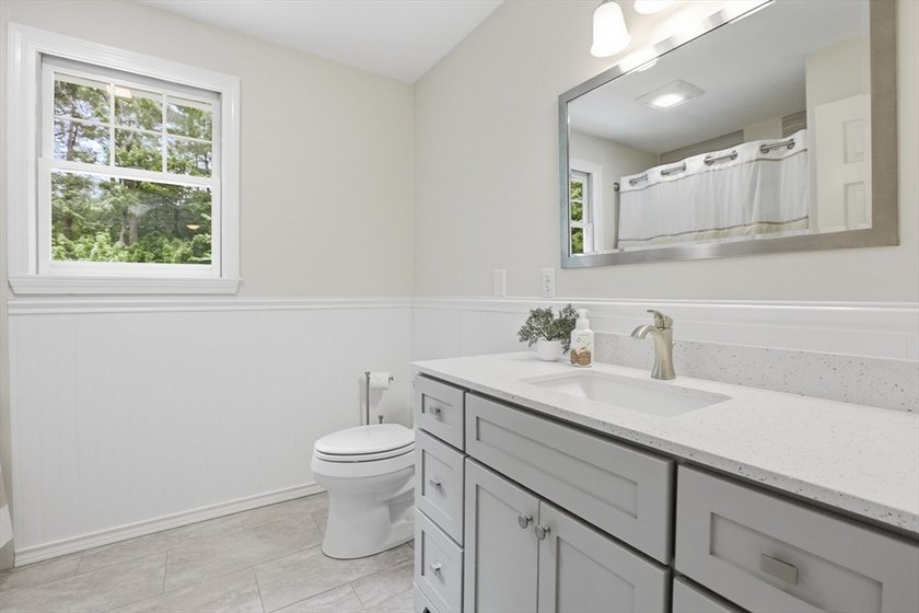 Welcome to this beautifully updated Colonial set on 1.74 acres - photo 34