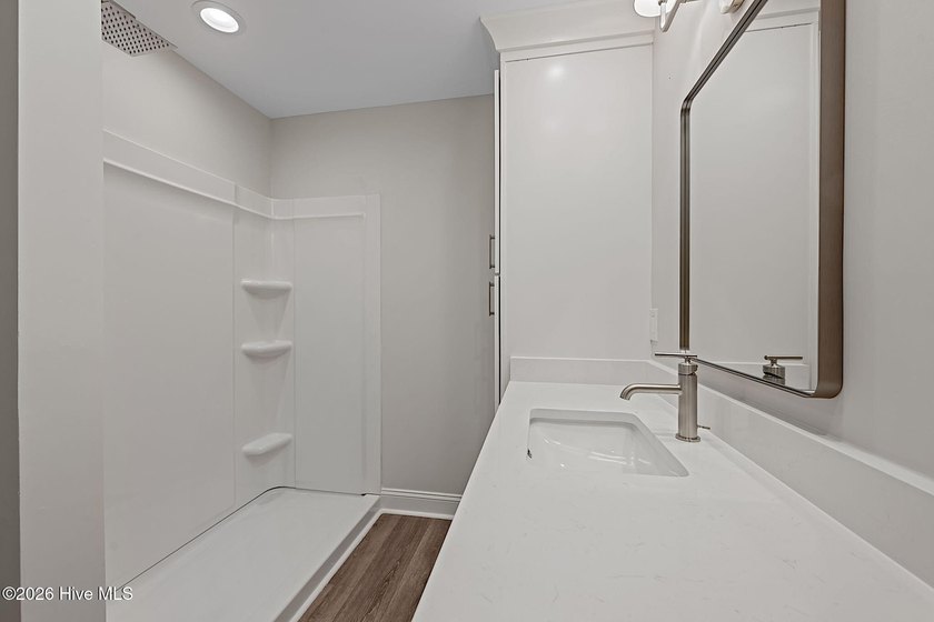 Completely reimagined waterfront residence on the Trent River - photo 52