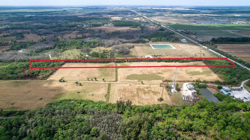 10 acres with 200 feet frontage directly on Bridge Rd. Land is - photo 9