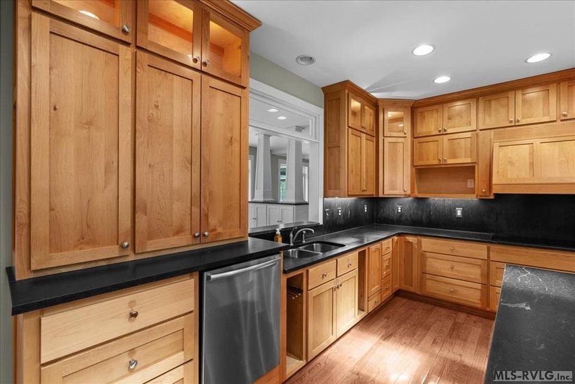 Imagine this: your family compound on three Lake Gaston - photo 29