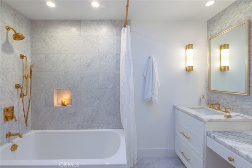 Finally, an ultra-luxurious Beach Cottage so close to super chic - photo 32