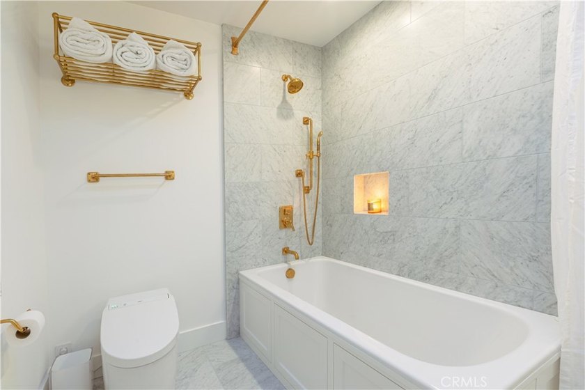 Finally, an ultra-luxurious Beach Cottage so close to super chic - photo 34