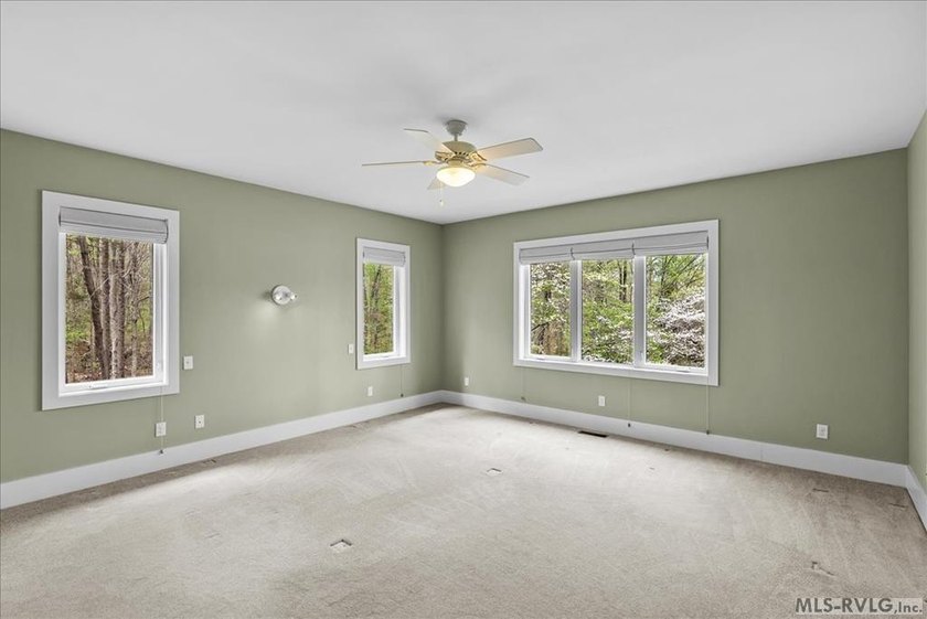 Imagine this: your family compound on three Lake Gaston - photo 34