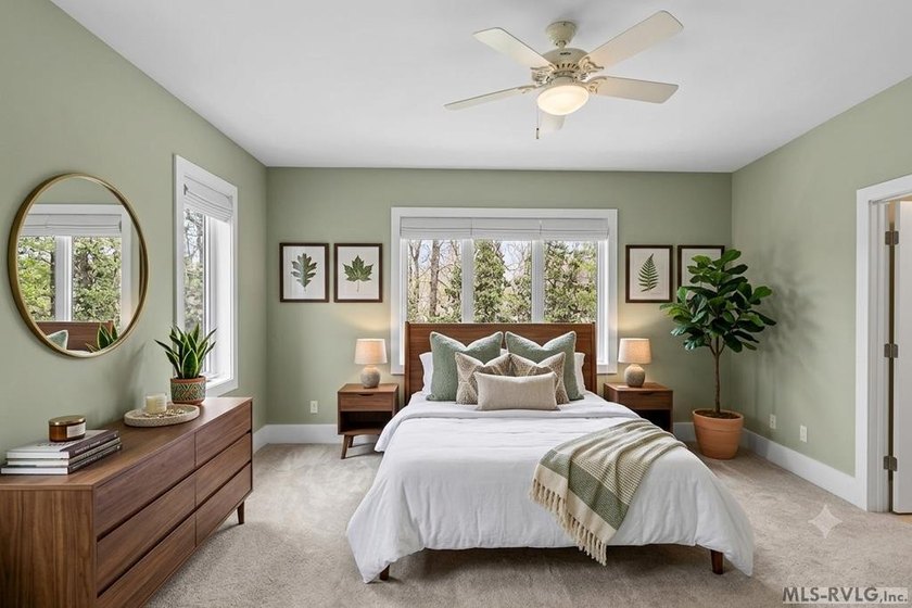 Imagine this: your family compound on three Lake Gaston - photo 35
