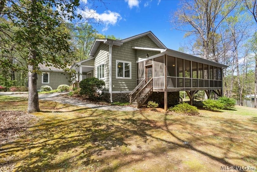 Imagine this: your family compound on three Lake Gaston - photo 38