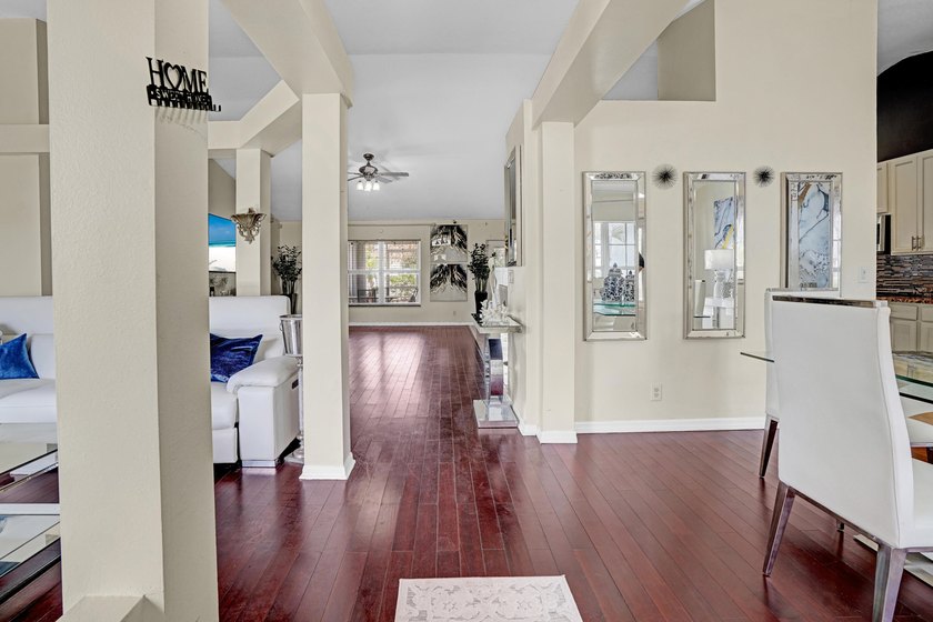 All the room you will ever need ! This immaculate CONCRETE BLOCK - photo 12