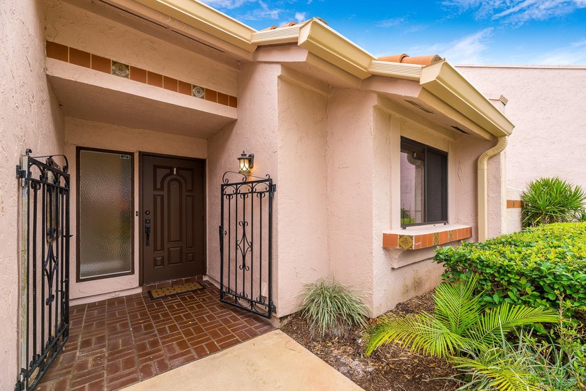 DIRECT WATERFRONT Villa with spectacular river views (Per FEMA - photo 4