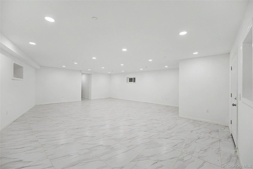 Newly renovated 2026!! Two-Family Property with Community - photo 6