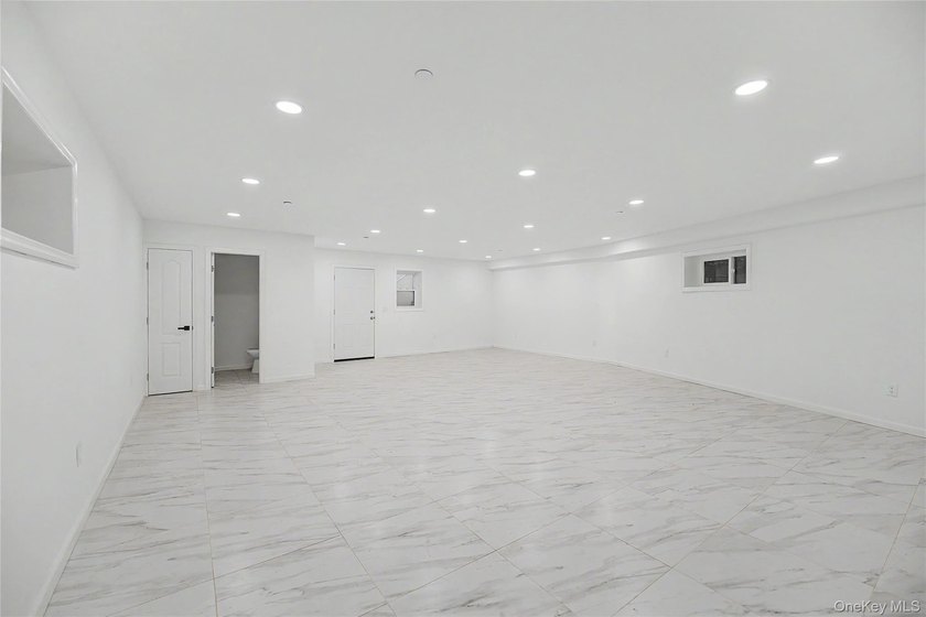 Newly renovated 2026!! Two-Family Property with Community - photo 7