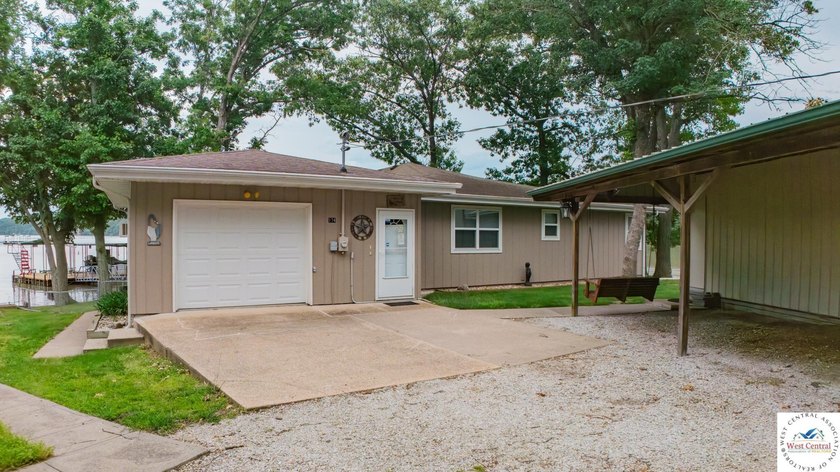 Experience lakefront living at its finest in this stunning - photo 4