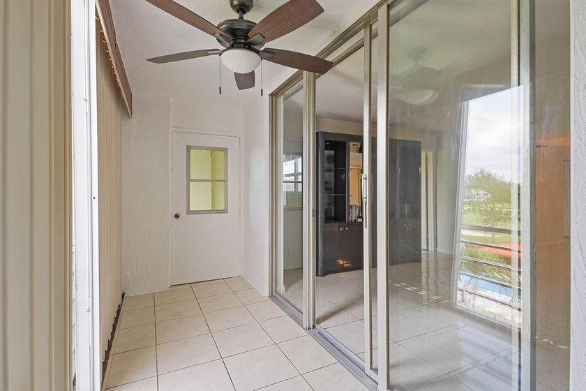 YOUR CHANCE TO BUY AT THE RIGHT PRICE &amp; REFRESH WITH YOUR OWN - photo 21