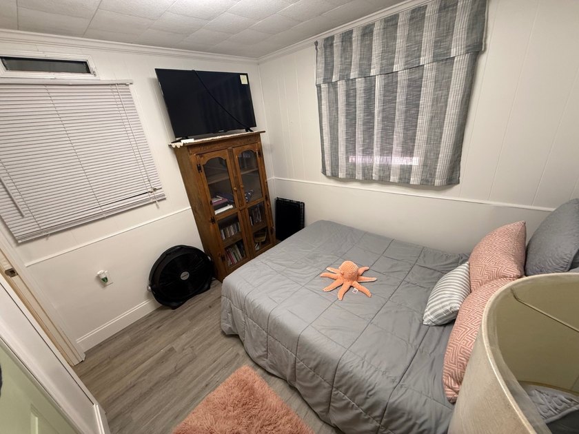 TURNKEY! LOT RENT ONLY 1060 a month, includes water, sewer - photo 29