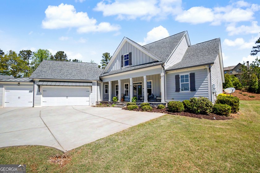 Exceptional Home in Prestigious Arbor Springs. Welcome to this - photo 4