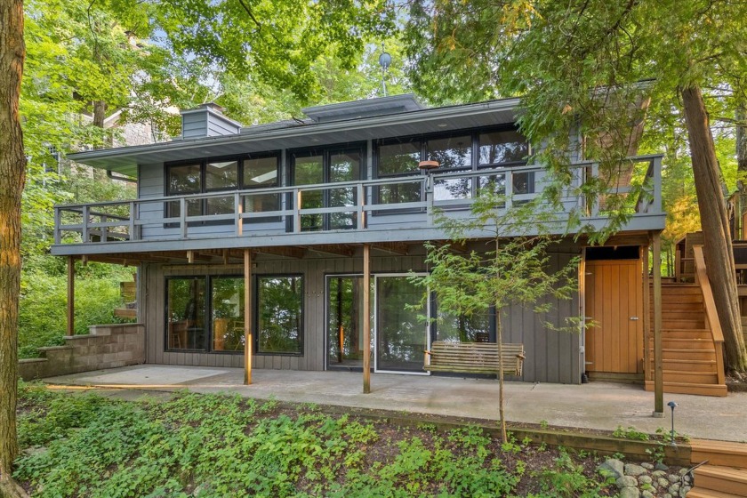 Elkhart Lake home/cottage of your dreams! This sought after lake - photo 5