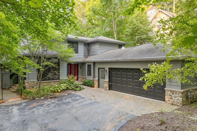 Elkhart Lake home/cottage of your dreams! This sought after lake - photo 7