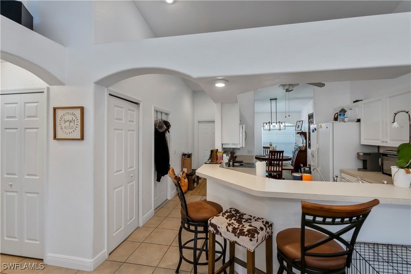 Beautiful Waterfront Duplex - 1,400 Sq Ft Per Side This is your - photo 3