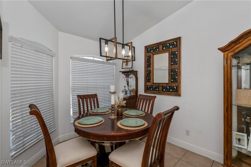 Beautiful Waterfront Duplex - 1,400 Sq Ft Per Side This is your - photo 5