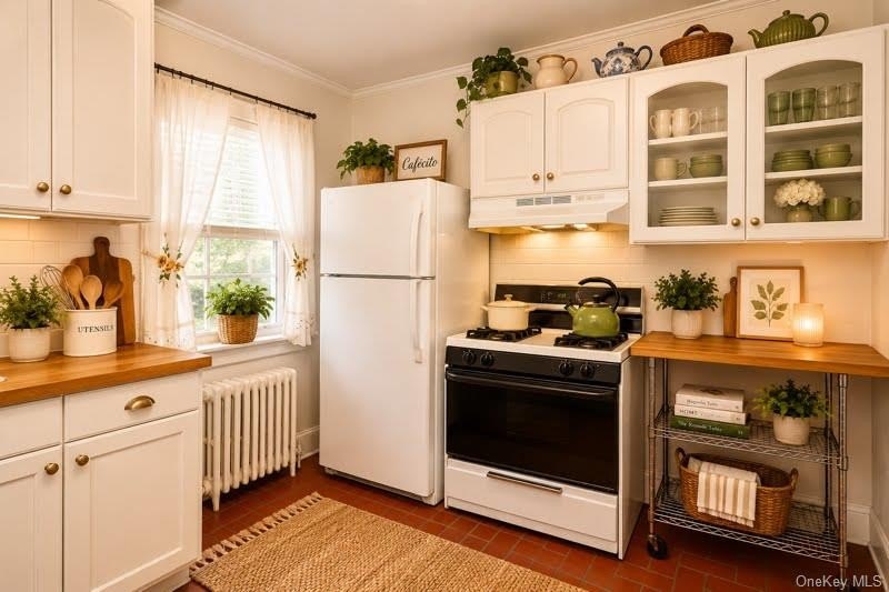 Strong and sturdy detached brick 2-family home in the heart of - photo 9