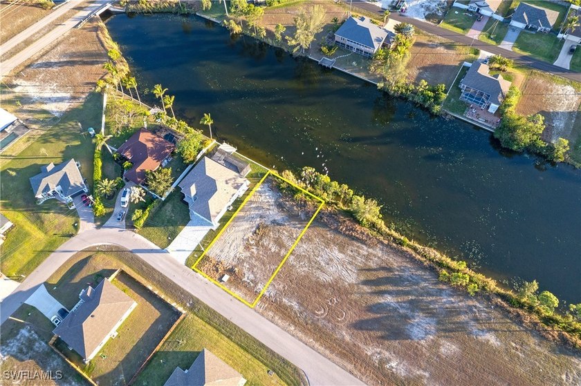*AMAZING LOCATION AND RARE FIND* ***** BUILD YOUR PARADISE RIGHT - photo 3