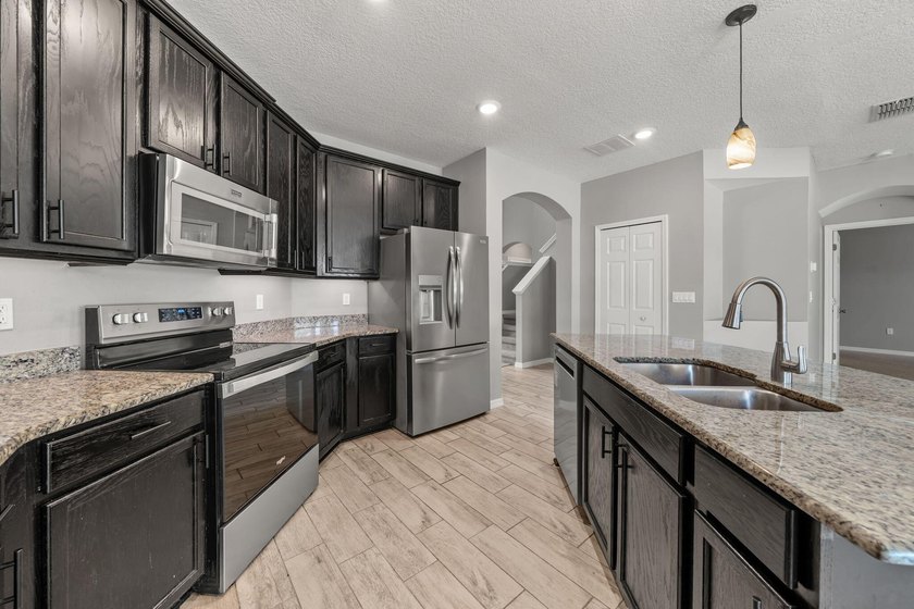 Price repositioned for immediate interest... Best value in the - photo 9
