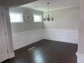 Welcome home to 699 Gladiolus Drive! Nestled on a fantastic 0 - photo 8