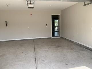 Welcome home to 699 Gladiolus Drive! Nestled on a fantastic 0 - photo 9