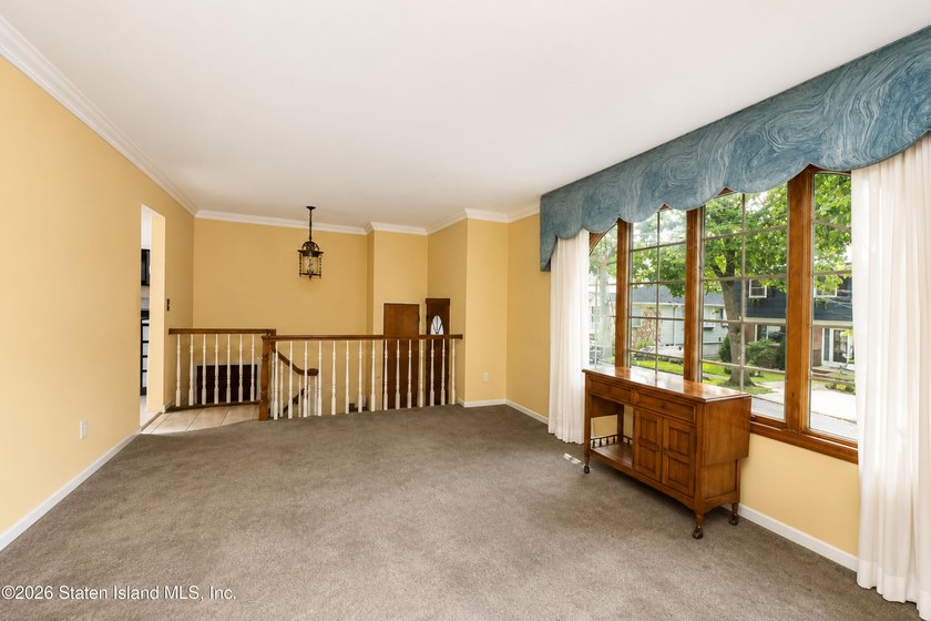 Location! Location! Location! Welcome to 799 Davis Avenue, a - photo 5
