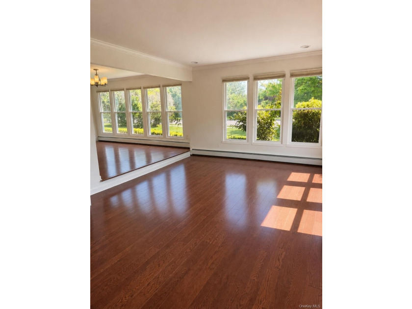 Move right into this beautifully renovated corner Colonial in - photo 4