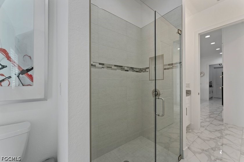 LUXURY WATERFRONT HOME - NO HOA - NEVER FLOODED - NO FLOOD - photo 27