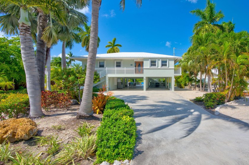 Welcome to modern coastal living in the gem of the Florida Keys - photo 45