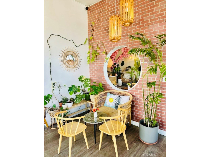 Beautiful &amp; elegant bakery corner serving - photo 6