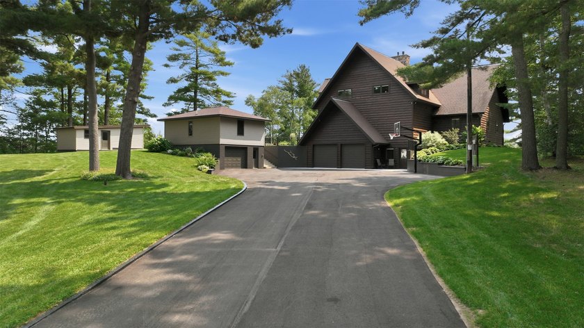 Welcome to one of the Chetek Chain's most distinctive waterfront - photo 2
